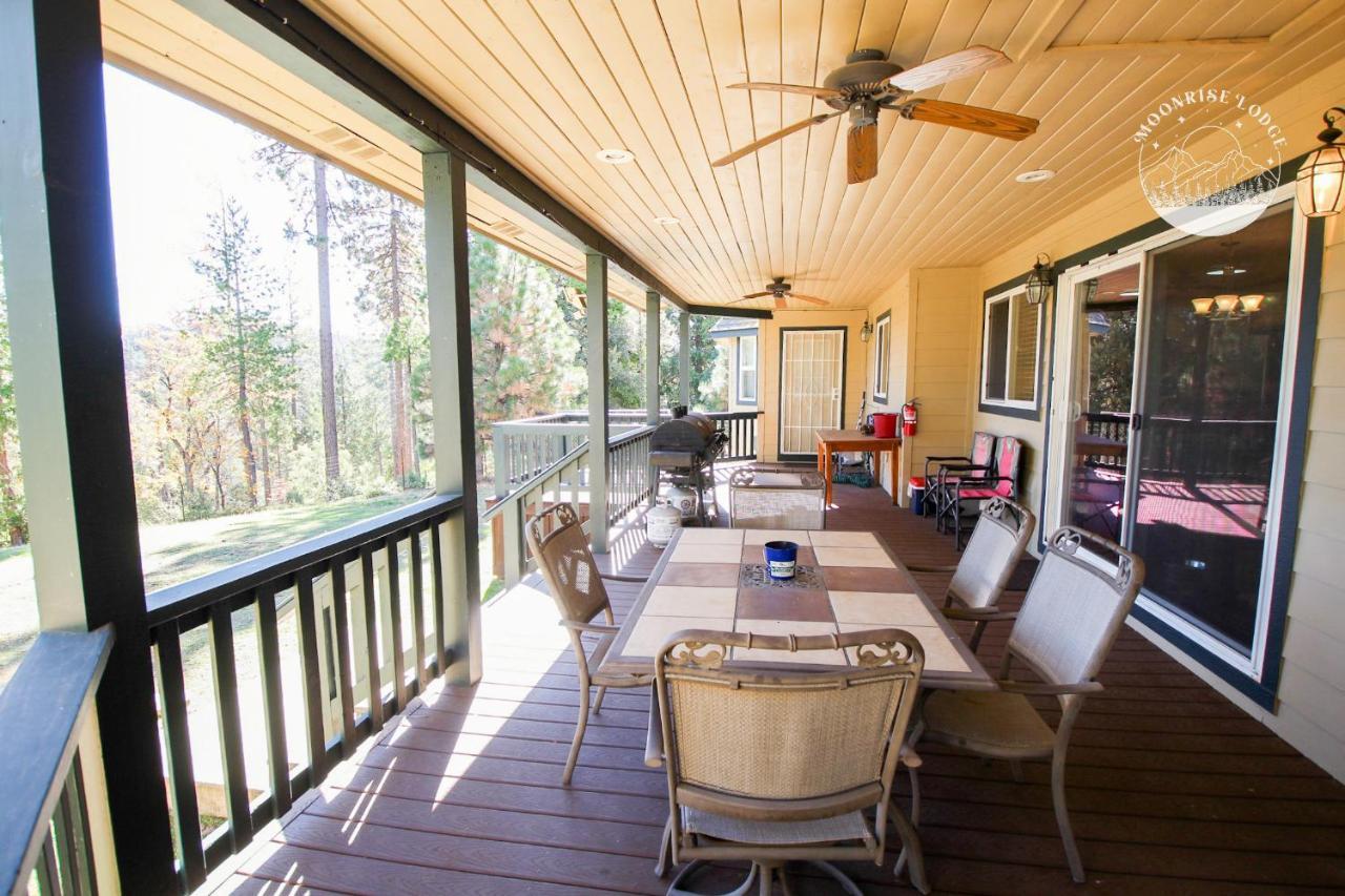 Moonrise Lodge - A Large Vacation Home In Mariposa Kültér fotó